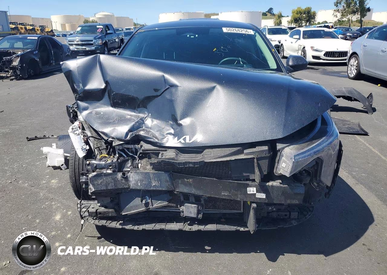 2025 Kia K4 Lxs VIN:3KPFT4DE8SE161950 - 5