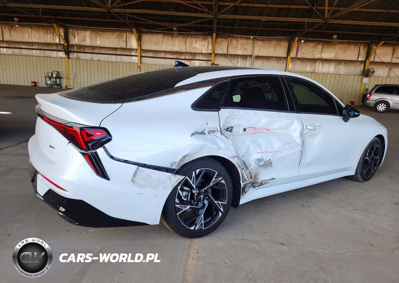 2025 Kia K5 Gt Line VIN:KNAG64J75S5358889 - 3