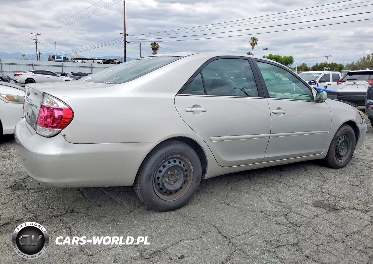 2006 Toyota Camry Le VIN:4T1BE32K26U156869 - 3