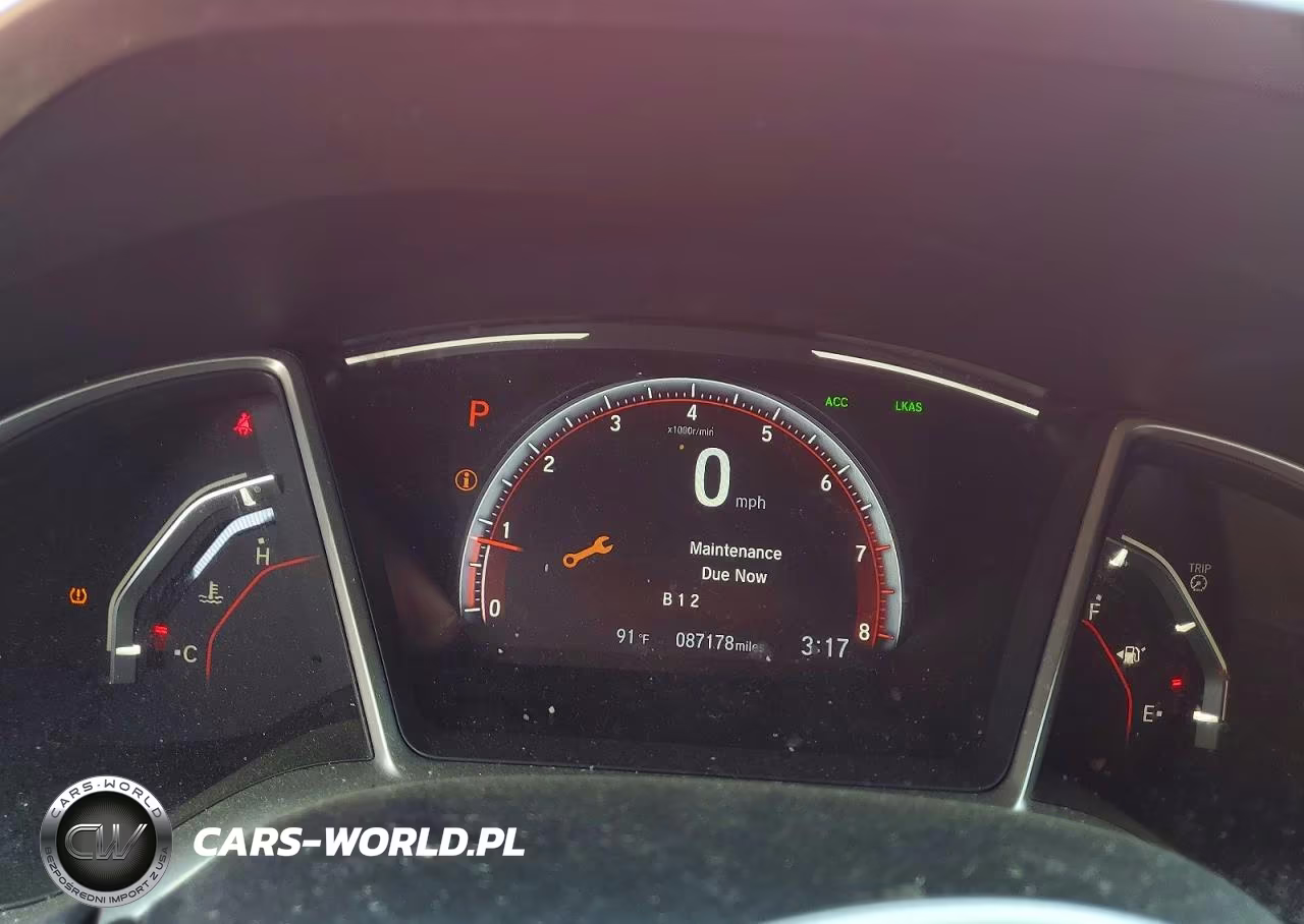 2019 Honda Civic Sport VIN:2HGFC2F83KH601932 - 9