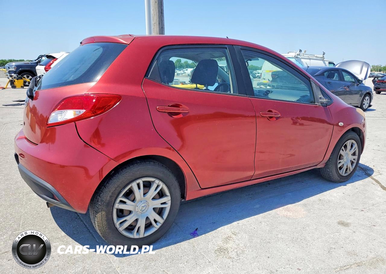 2014 Mazda Mazda2 Sport VIN:JM1DE1KZ7E0181092 - 3