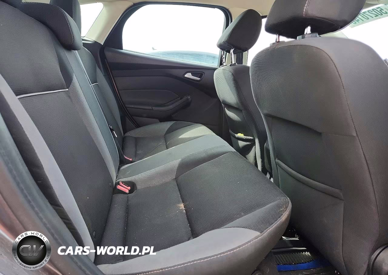 2013 Ford Focus 4D Se VIN:1FADP3K22DL247723 - 10