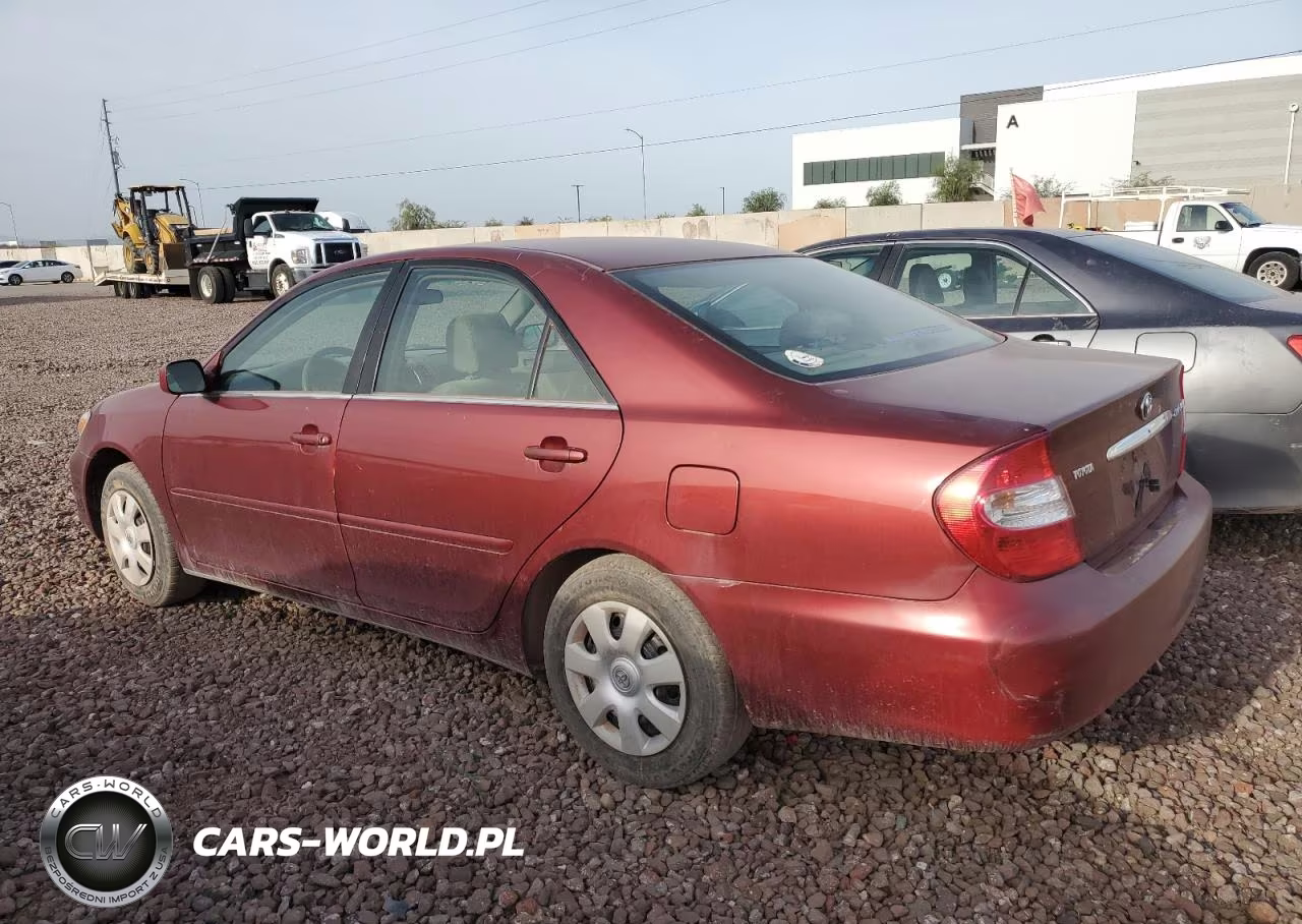 2002 Toyota Camry Le VIN:4T1BE32K72U063467 - 2