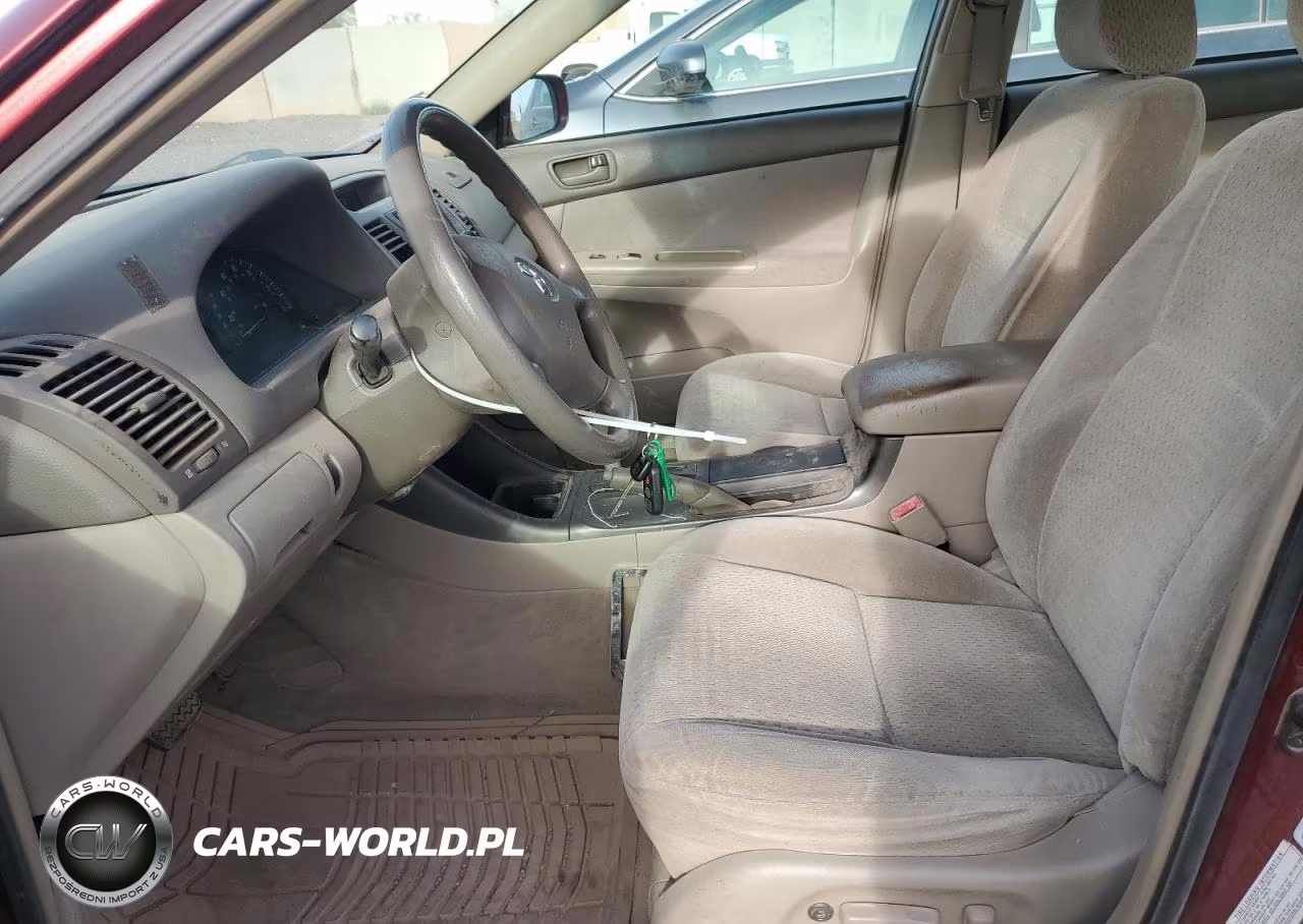 2002 Toyota Camry Le VIN:4T1BE32K72U063467 - 7