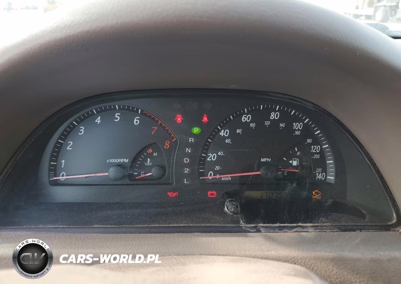 2002 Toyota Camry Le VIN:4T1BE32K72U063467 - 9