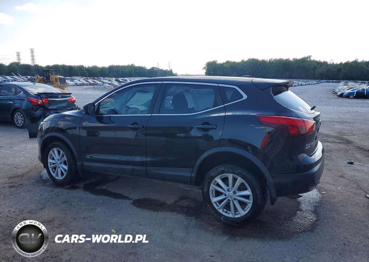 2017 Nissan Rogue Sport S VIN:JN1BJ1CP7HW028636 - 2