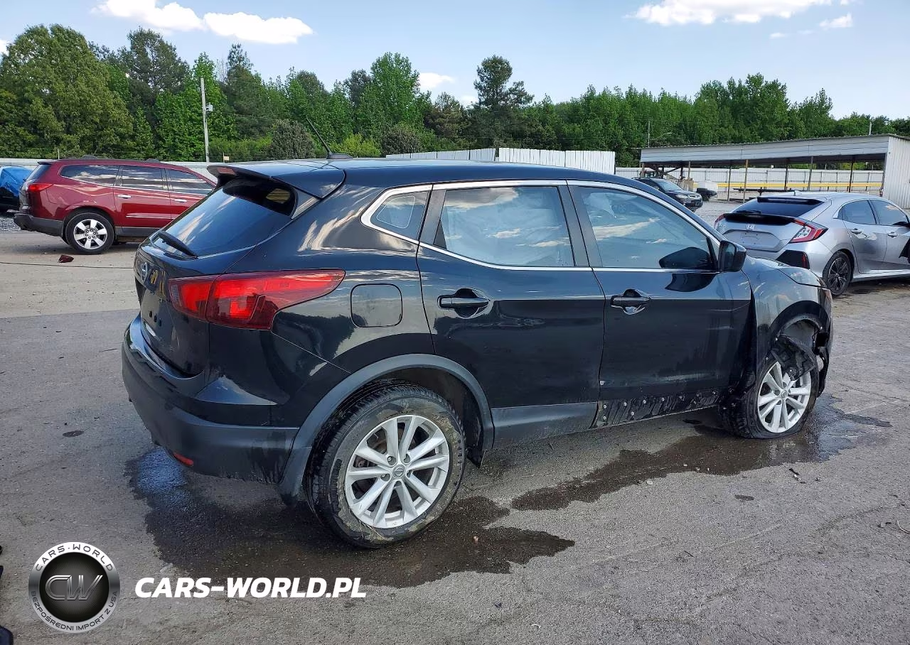 2017 Nissan Rogue Sport S VIN:JN1BJ1CP7HW028636 - 3