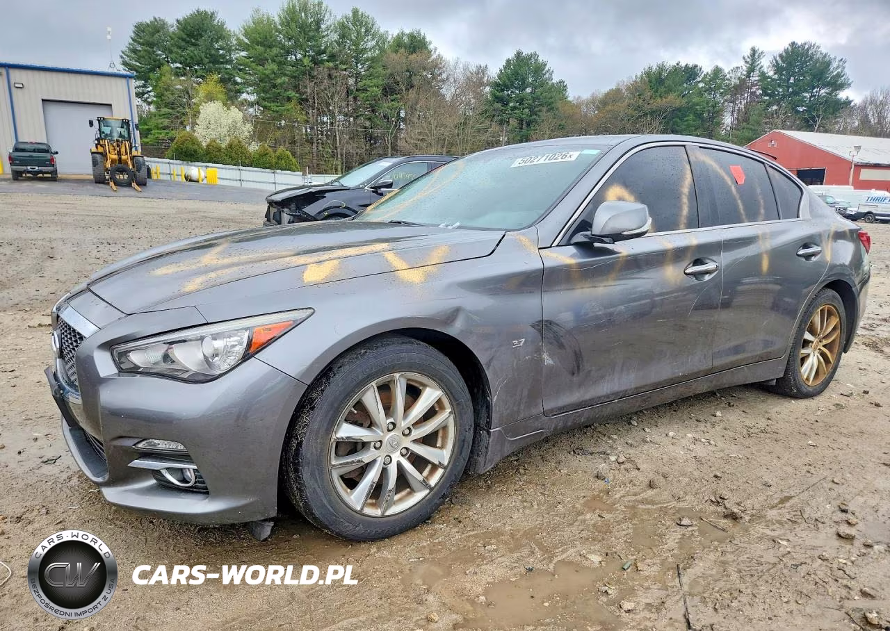 2015 Infiniti Q50 Premium