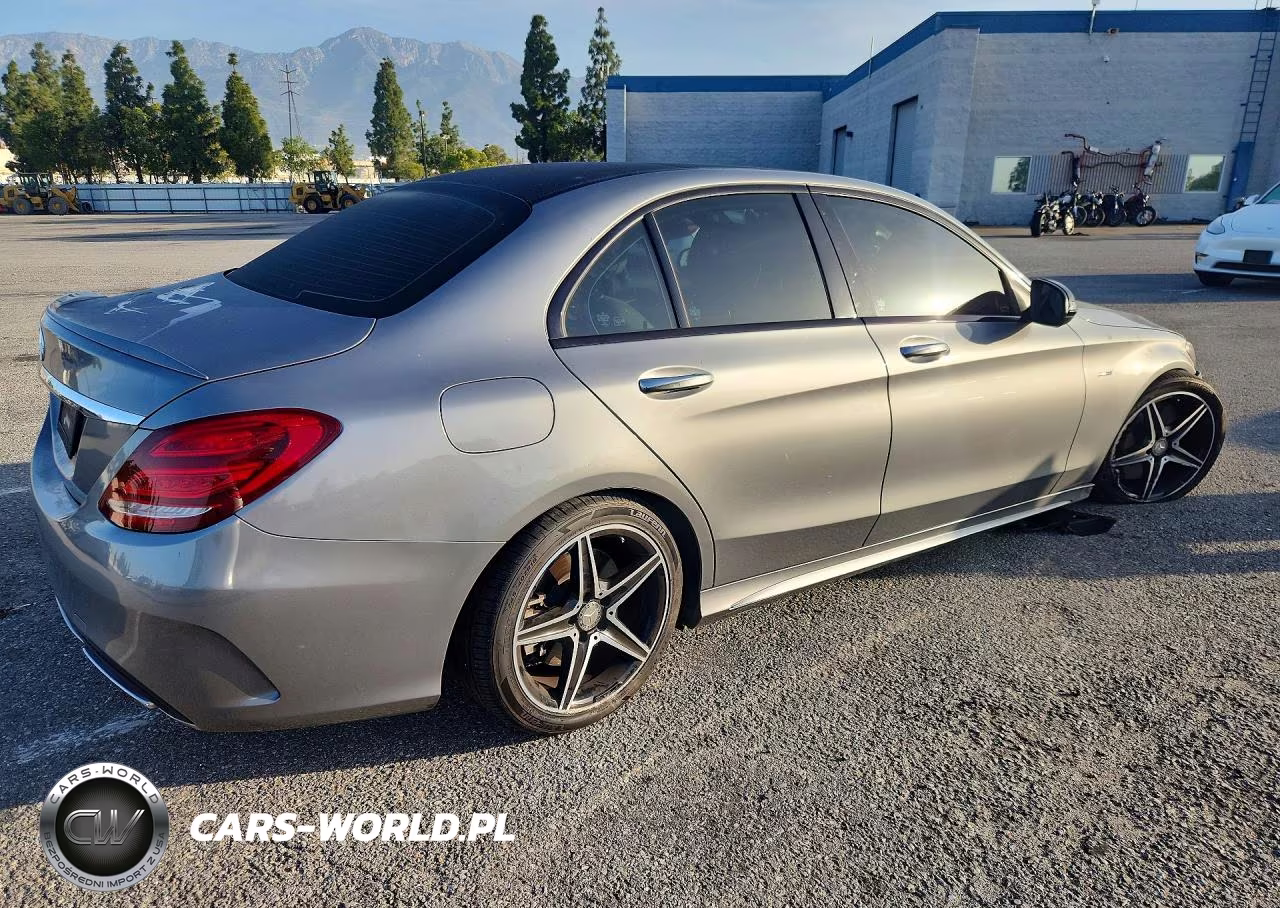 2016 Mercedes-Benz C 450 4Matic Amg VIN:55SWF6EB2GU109477 - 3