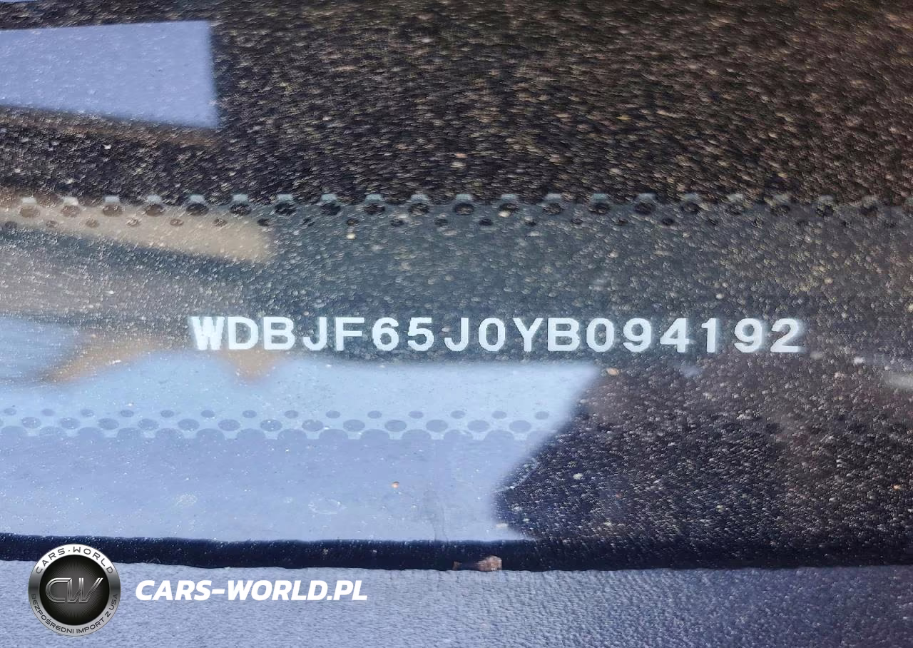 2000 Mercedes-Benz E 320 VIN:WDBJF65J0YB094192 - 12