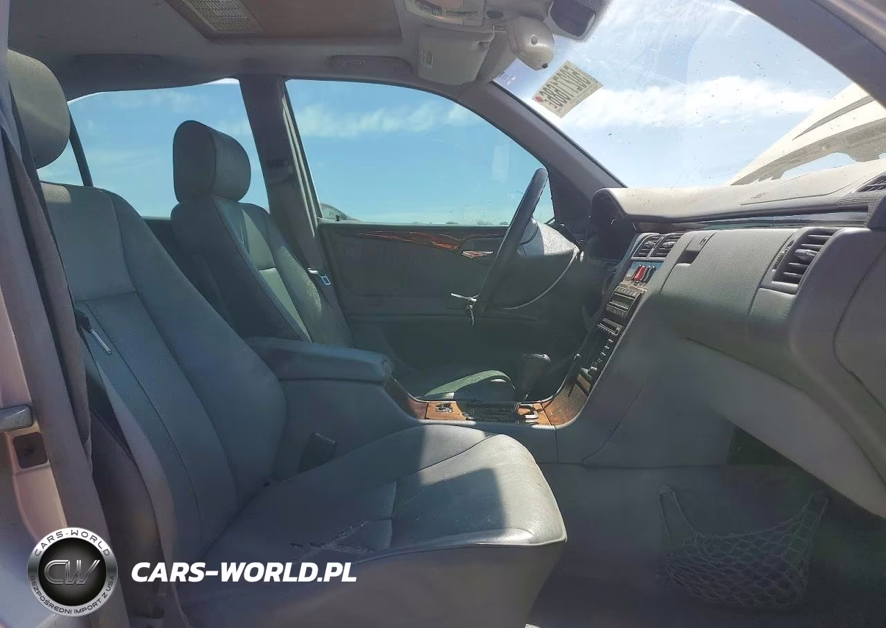 2000 Mercedes-Benz E 320 VIN:WDBJF65J0YB094192 - 7