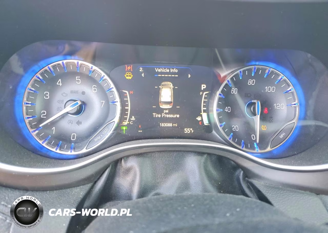 2019 Chrysler Pacifica Limited VIN:2C4RC1GG7KR616083 - 9