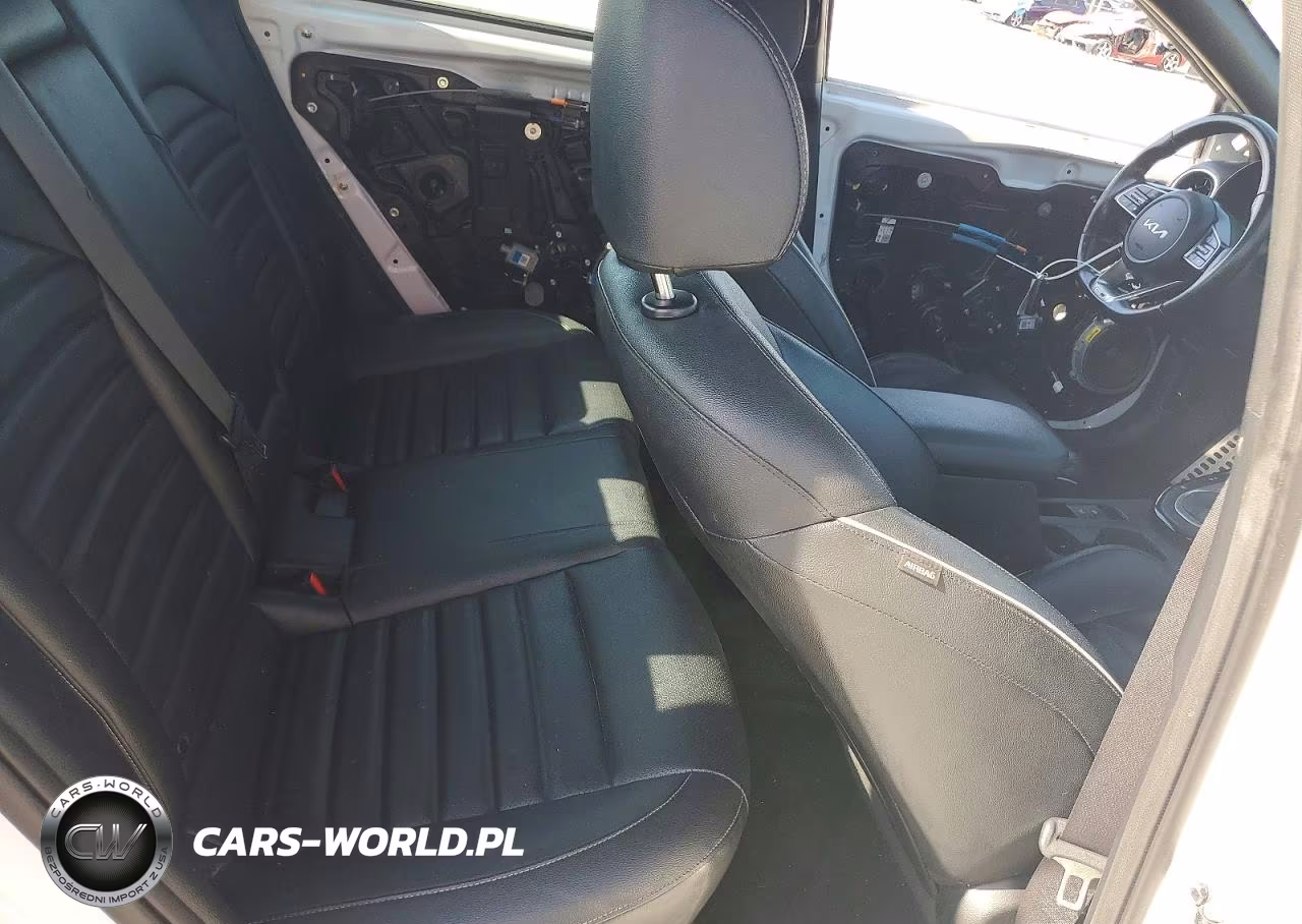 2022 Kia Forte Gt Line VIN:3KPF54AD0NE444353 - 10