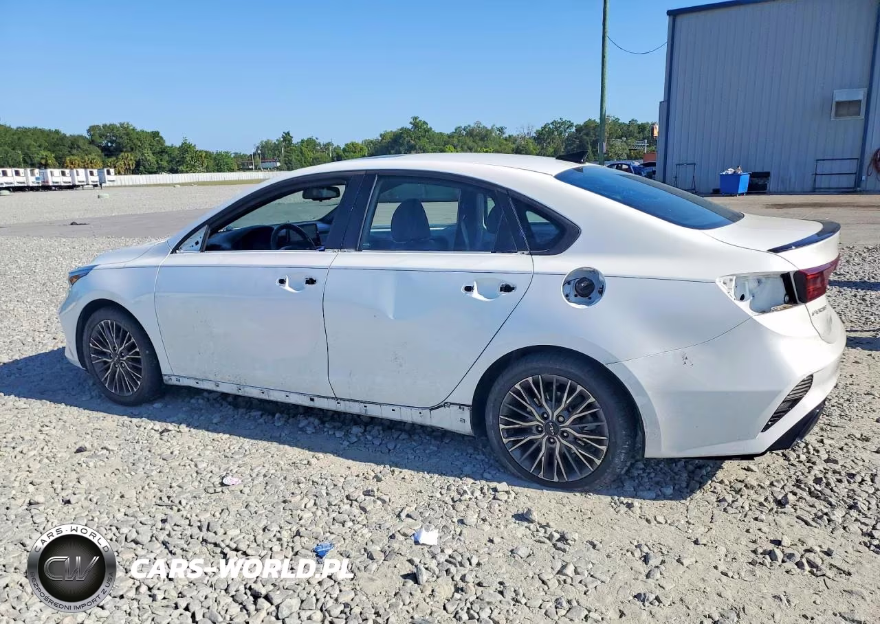2022 Kia Forte Gt Line VIN:3KPF54AD0NE444353 - 2