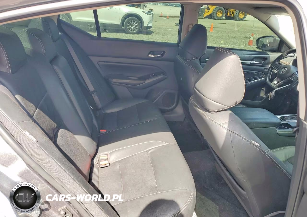 2020 Nissan Altima Platinum VIN:1N4AL4FV4LC117644 - 10