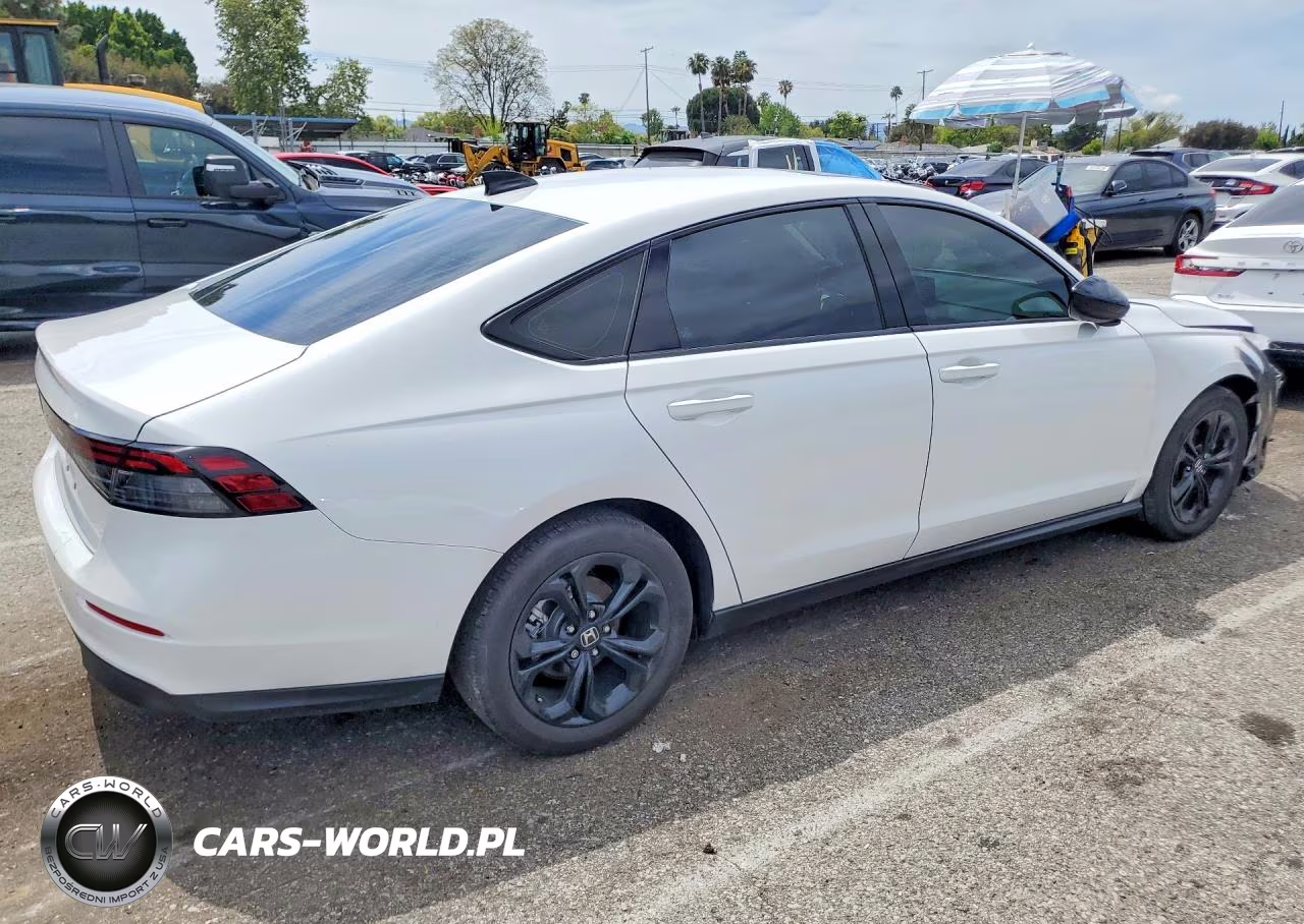 2025 Honda Accord Se VIN:1HGCY1F43SA079233 - 3