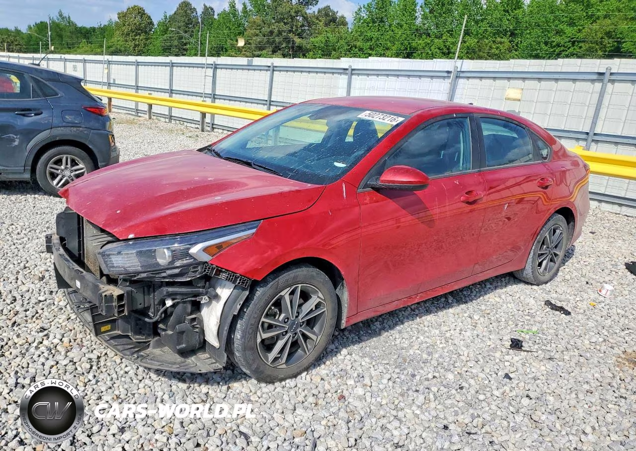2023 Kia Forte Lxs – zdjęcie 1 z 12