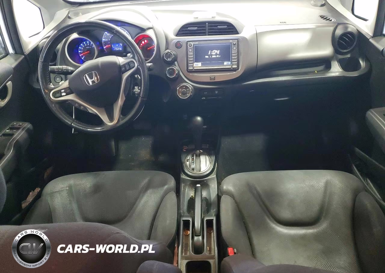 2011 Honda Fit Sport VIN:JHMGE8H61BS009335 - 8