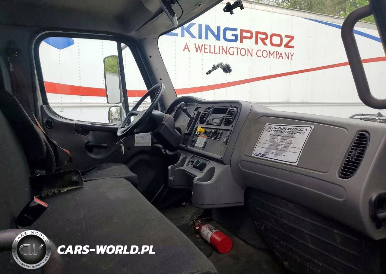 2015 Freightliner Business Class M2 Flatbed Truck VIN:1FVACXDTXFHGT2899 - 5