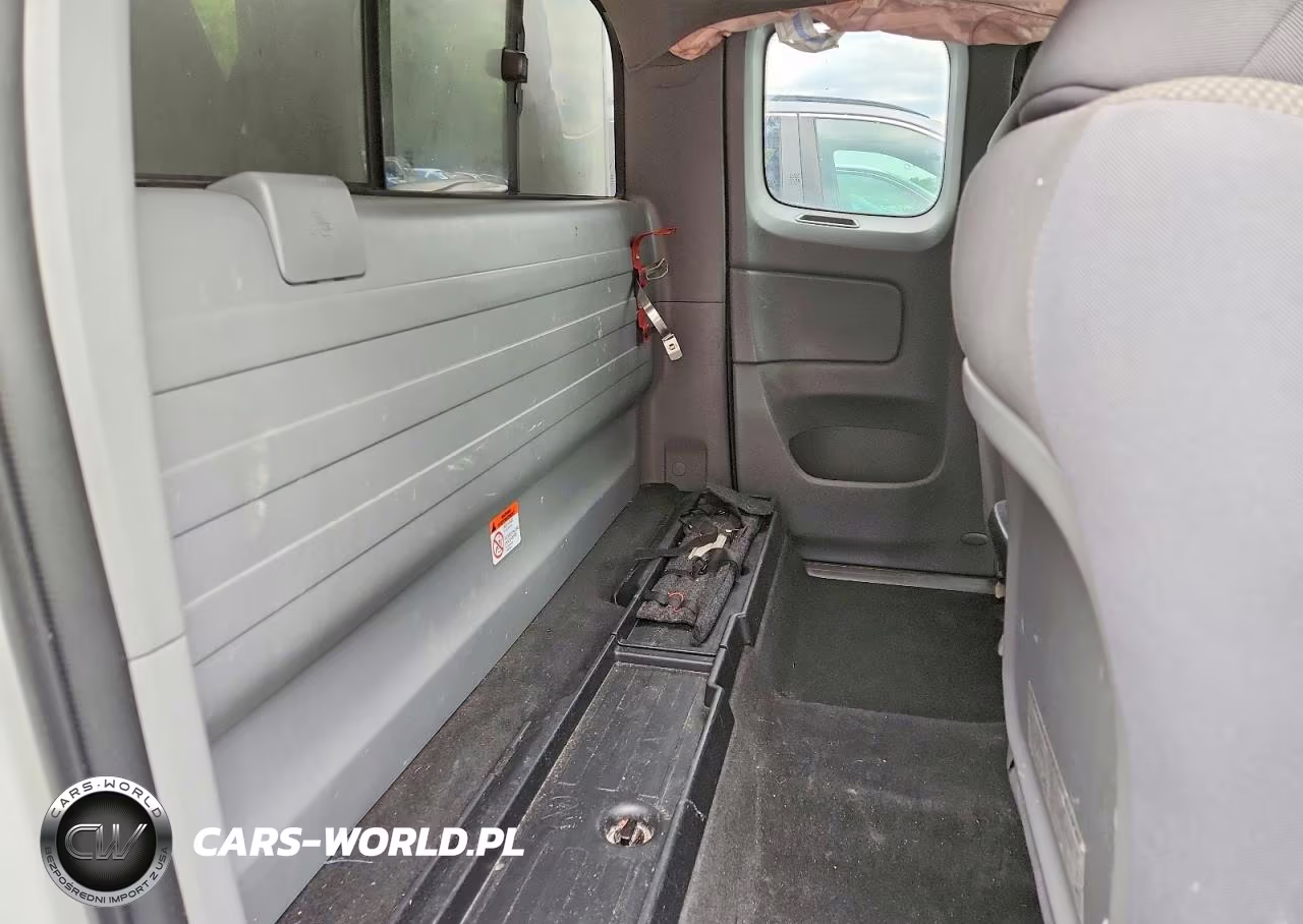 2015 Toyota Tacoma Access Cab VIN:5TFTX4CN2FX055587 - 10