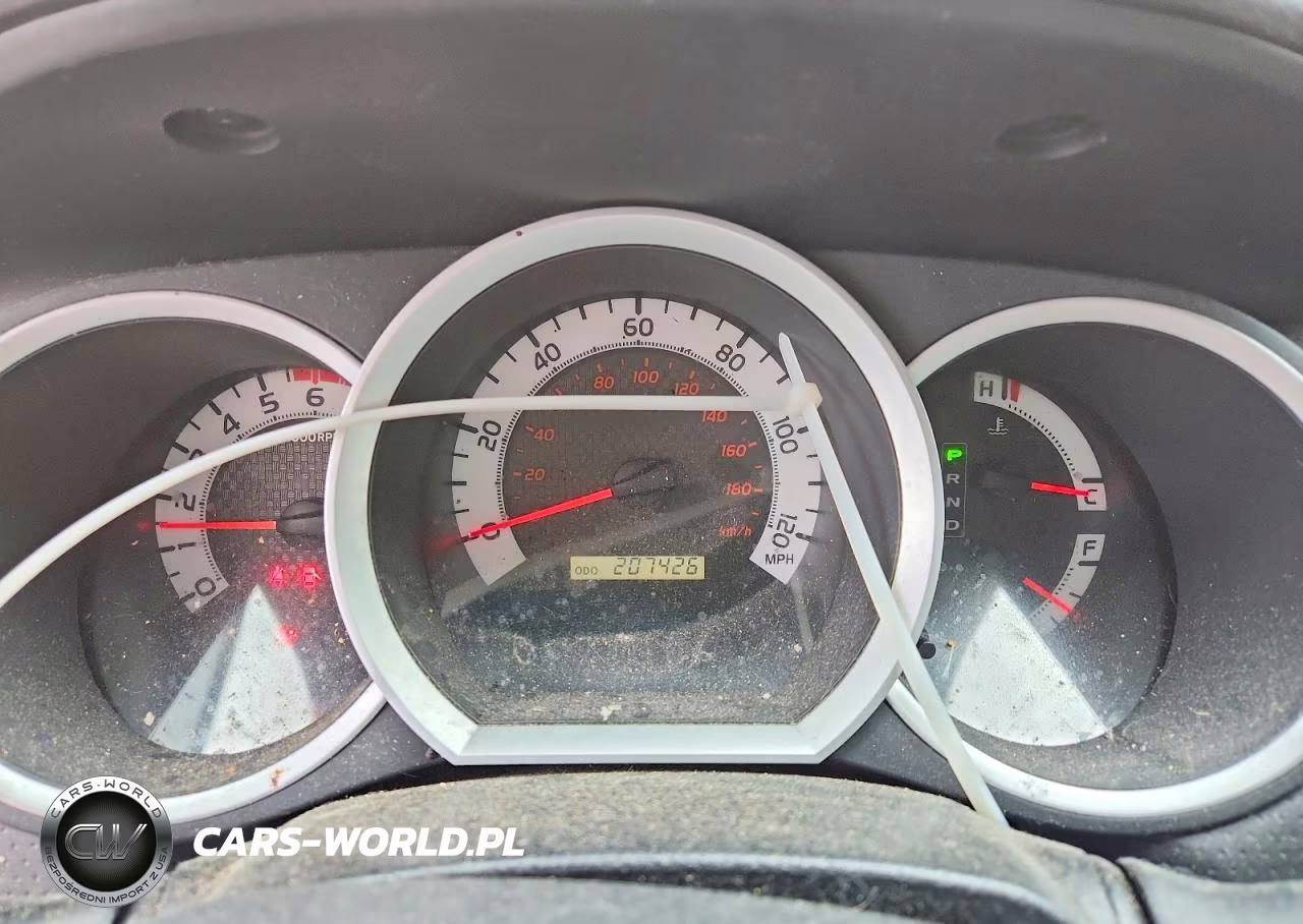 2015 Toyota Tacoma Access Cab VIN:5TFTX4CN2FX055587 - 9