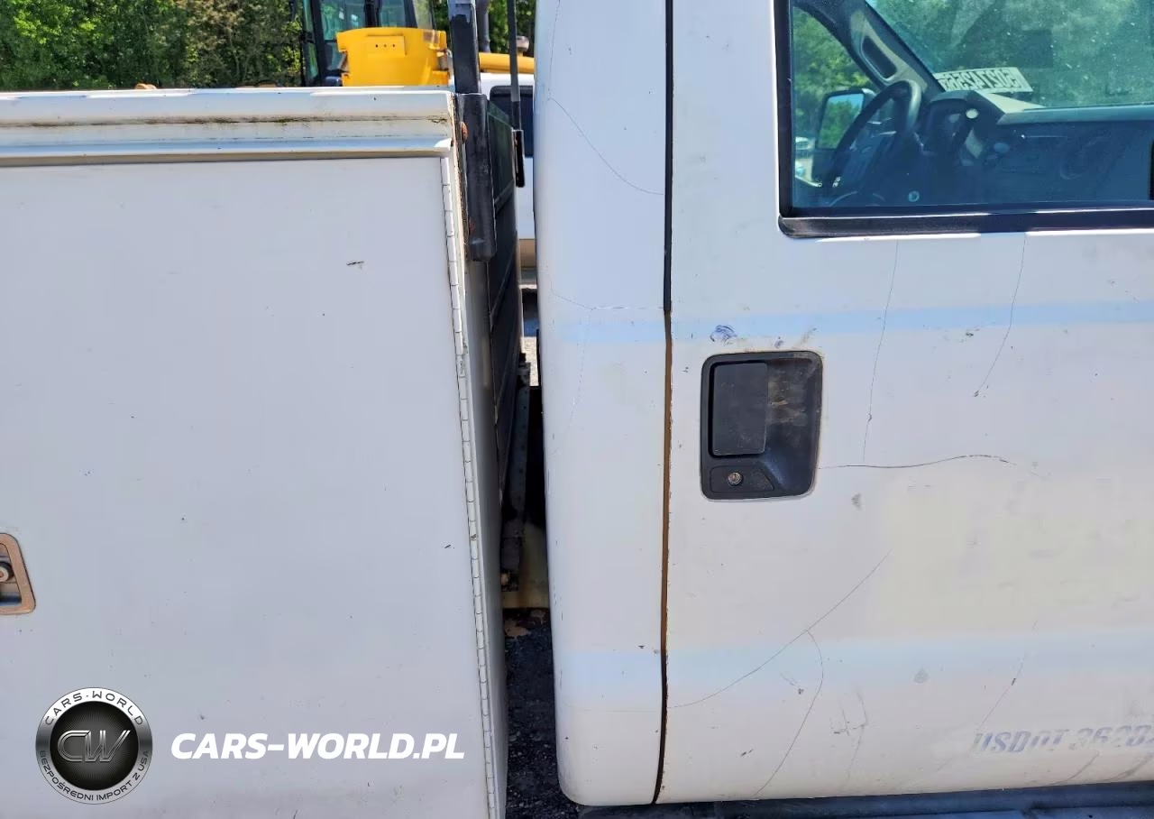 2012 Ford F350 Super Duty VIN:1FDEF3B69CEB81710 - 11