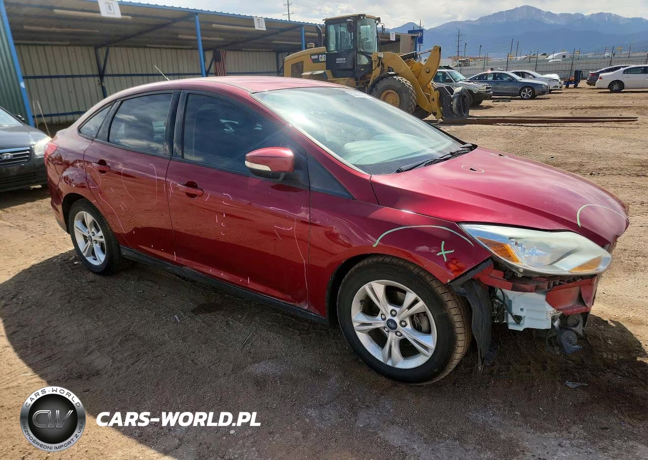 2014 Ford Focus Se VIN:1FADP3F29EL362928 - 4