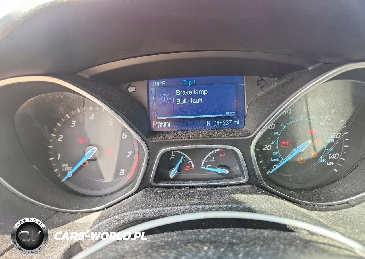 2014 Ford Focus Se VIN:1FADP3F29EL362928 - 9