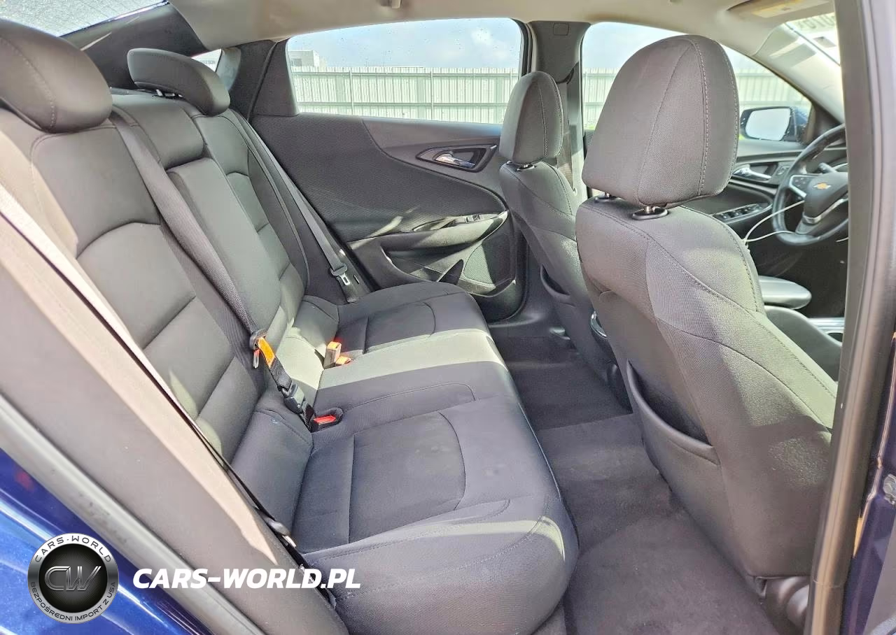 2017 Chevrolet Malibu Lt VIN:1G1ZE5ST9HF143348 - 10