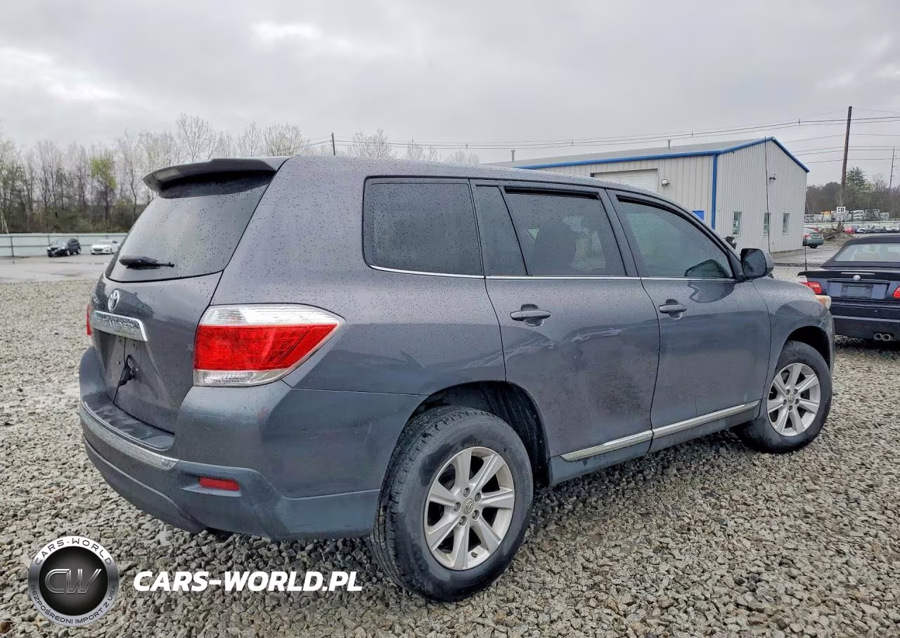 2011 Toyota Highlander Base VIN:5TDZK3EH1BS044476 - 3