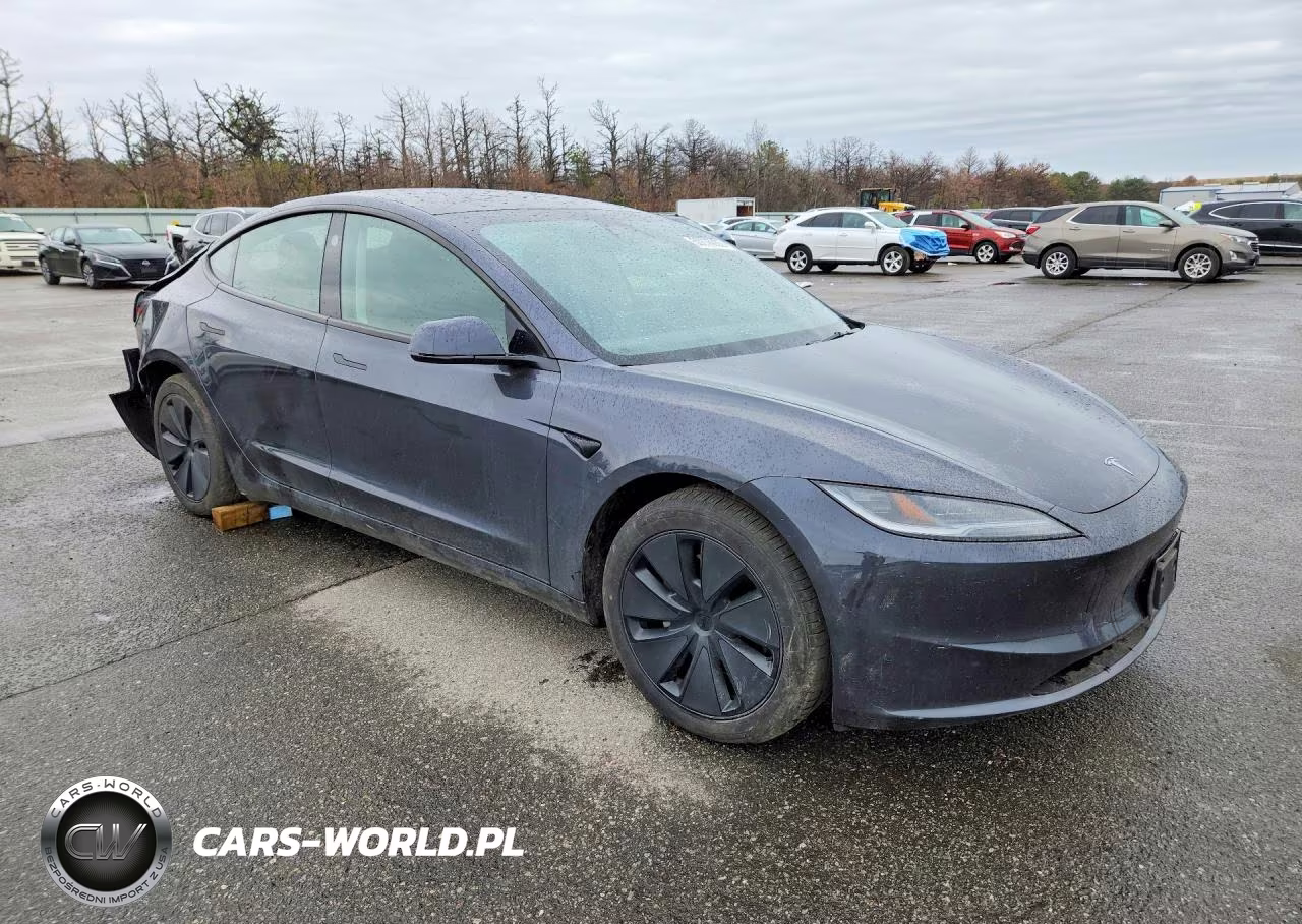 2024 Tesla Model 3 VIN:5YJ3E1EB0RF788274 - 4