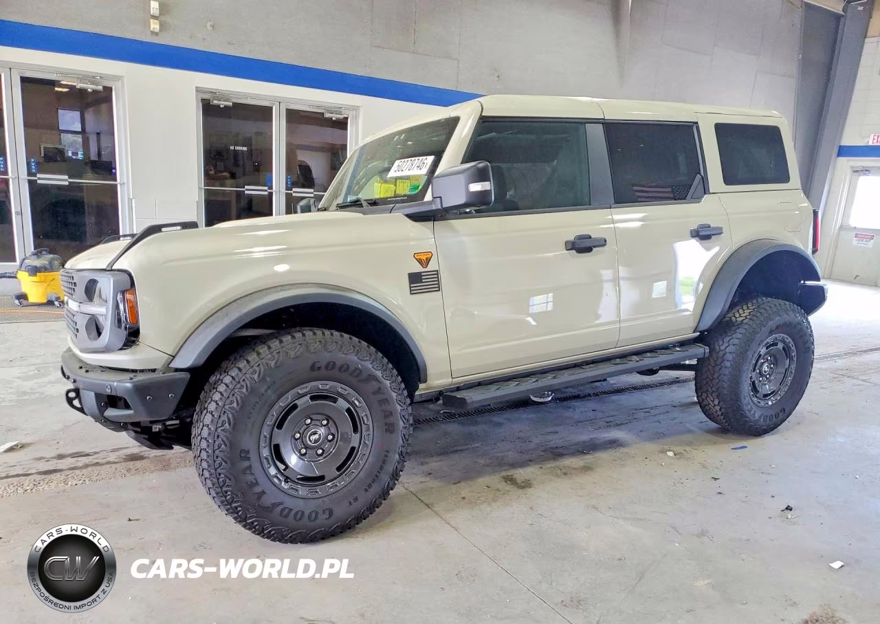 2025 Ford Bronco Badlands