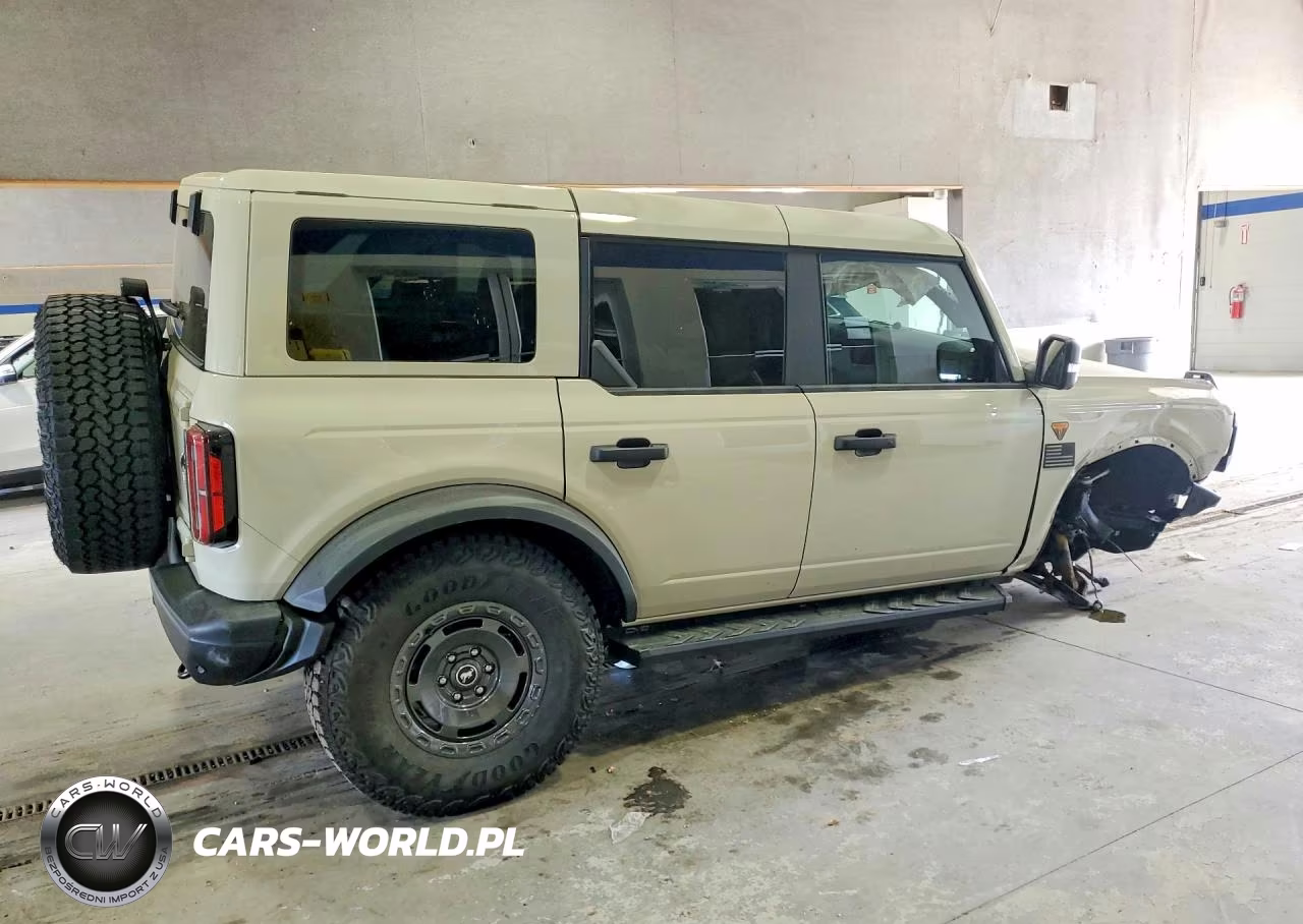 2025 Ford Bronco Badlands VIN:1FMEE9BPXSLB58316 - 3