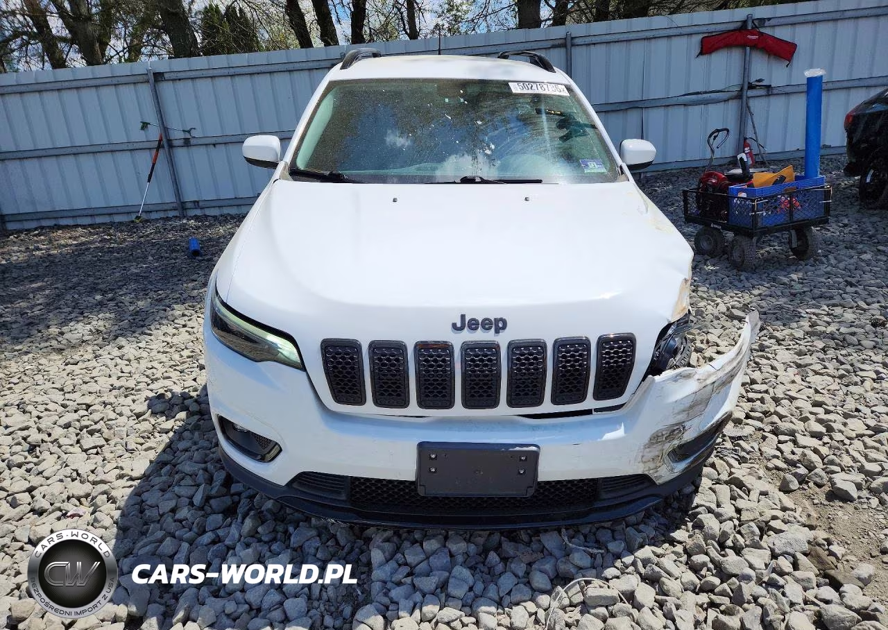 2019 Jeep Cherokee Latitude Plus VIN:1C4PJMLN5KD443203 - 5