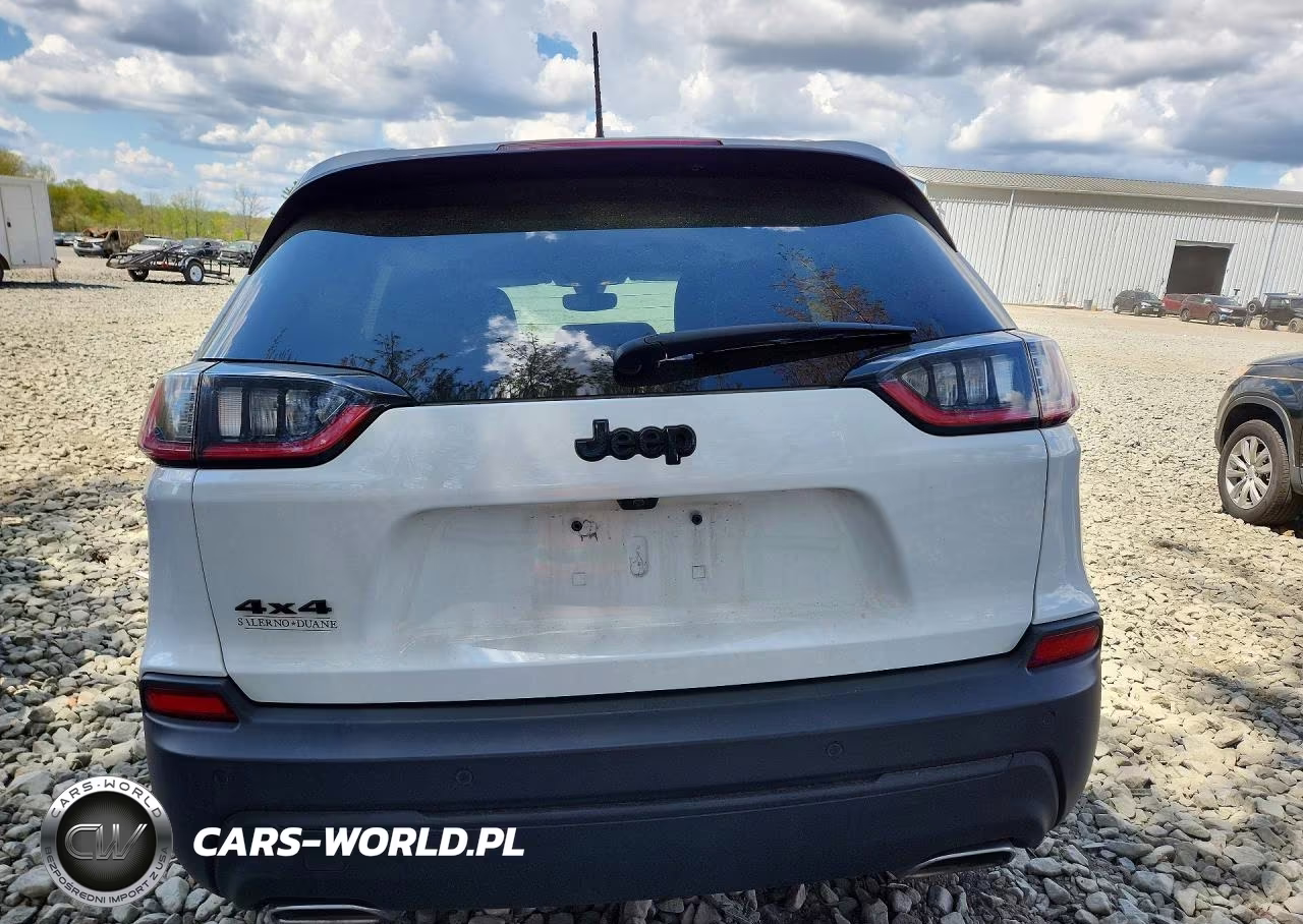 2019 Jeep Cherokee Latitude Plus VIN:1C4PJMLN5KD443203 - 6
