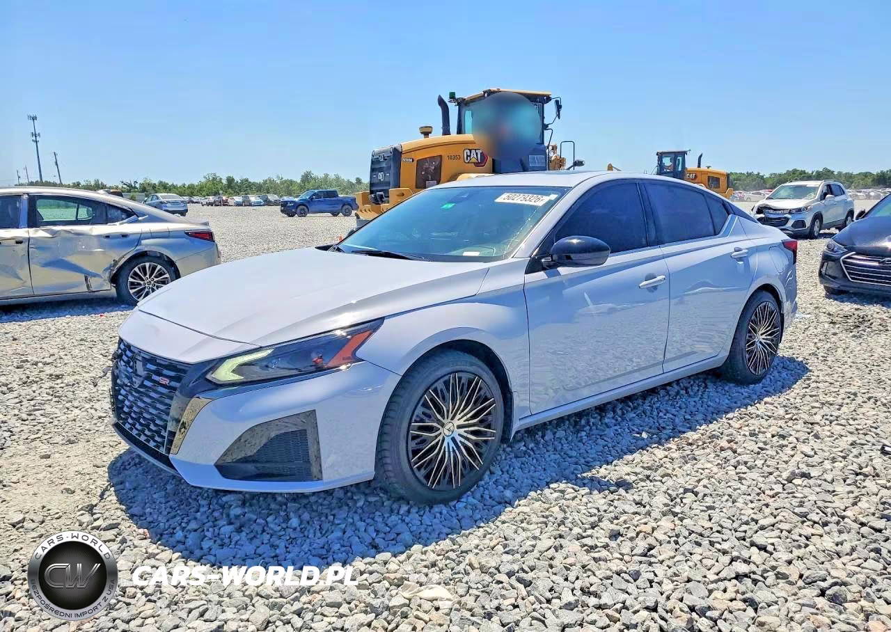 2023 Nissan Altima Sr
