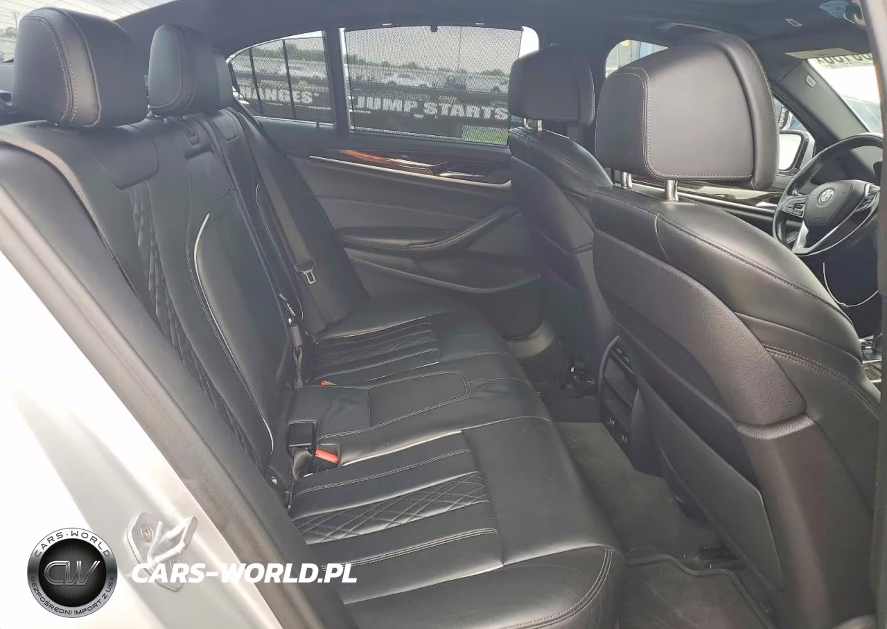2019 BMW 540 I VIN:WBAJE5C57KWW11926 - 10