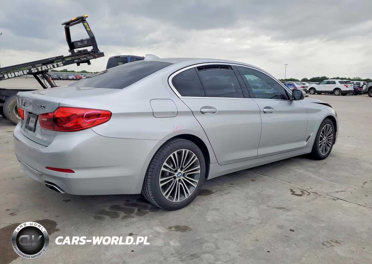 2019 BMW 540 I VIN:WBAJE5C57KWW11926 - 3