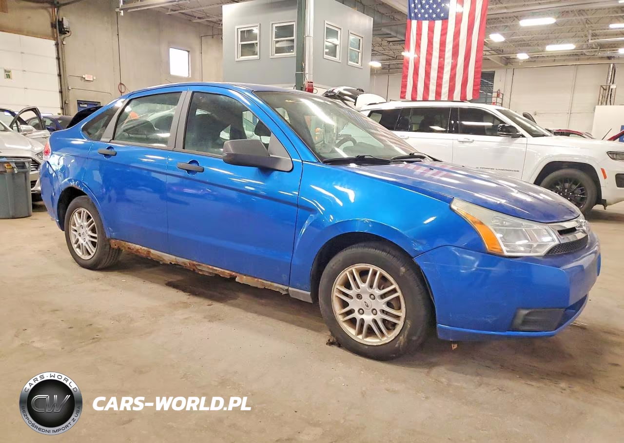 2011 Ford Focus Se VIN:1FAHP3FN3BW131822 - 4