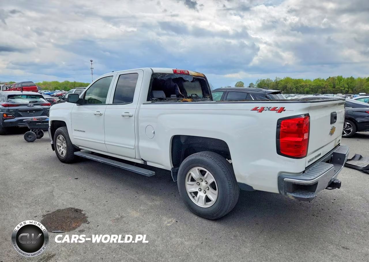 2018 Chevrolet Silverado K1500 Lt VIN:1GCVKREC3JZ181258 - 2