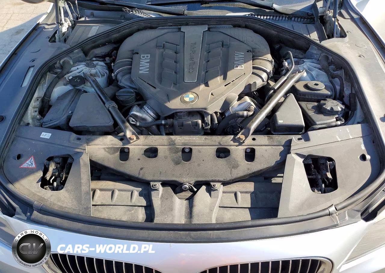 2012 BMW 750 Lxi VIN:WBAKC8C55CC434999 - 11