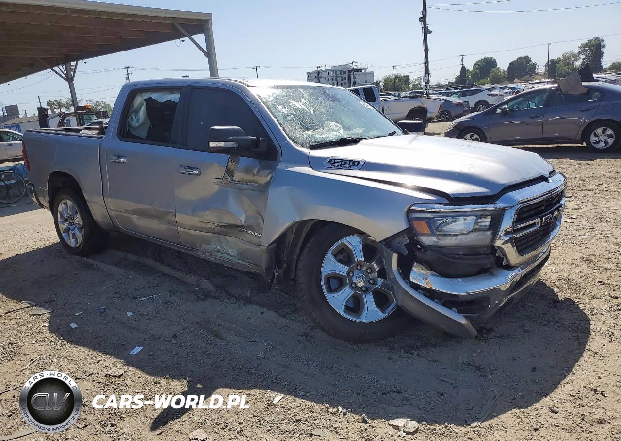 2019 Ram 1500 Big Horn VIN:1C6RREFT5KN514399 - 4