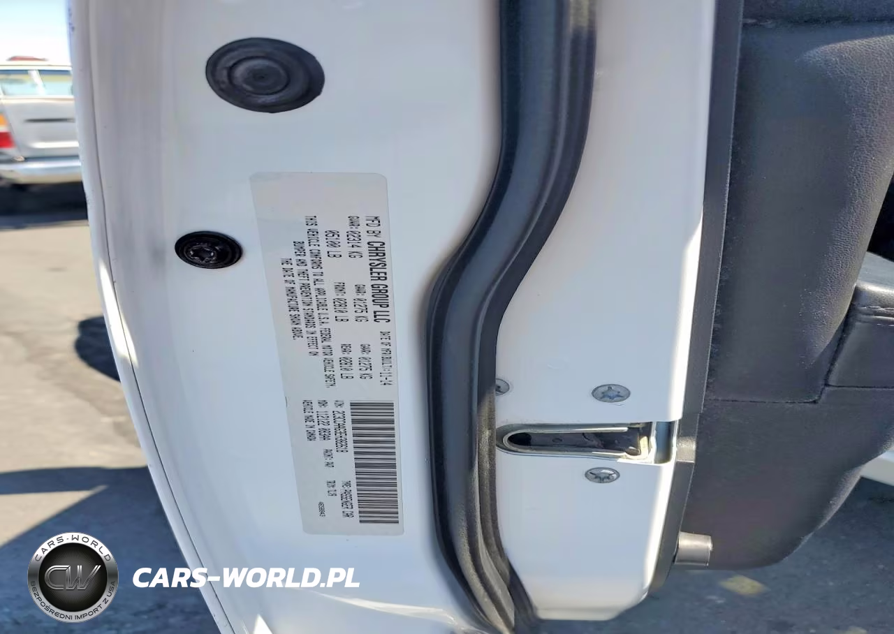 2014 Chrysler 300 VIN:2C3CCAAG3EH382618 - 12