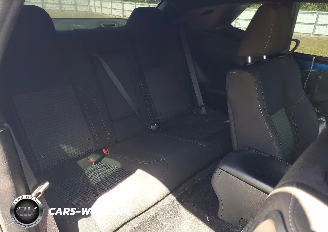 2021 Dodge Challenger Sxt VIN:2C3CDZAG6MH560435 - 10