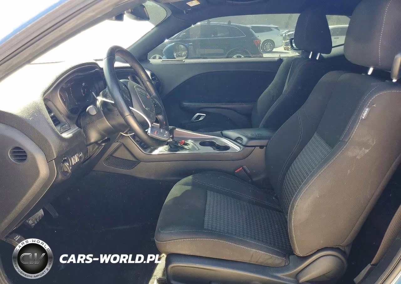 2021 Dodge Challenger Sxt VIN:2C3CDZAG6MH560435 - 7