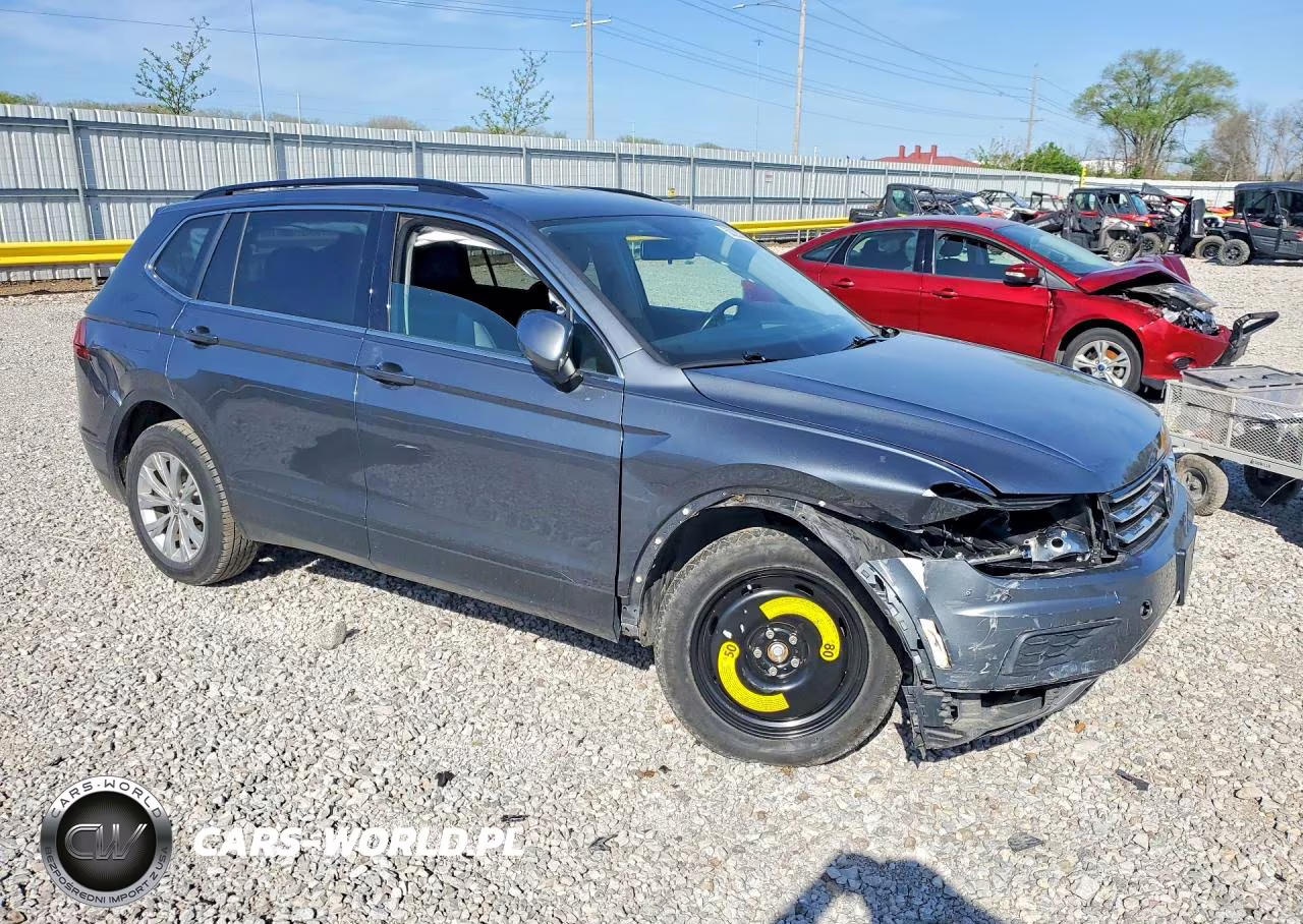 2019 Volkswagen Tiguan Se VIN:3VV2B7AX1KM006799 - 4