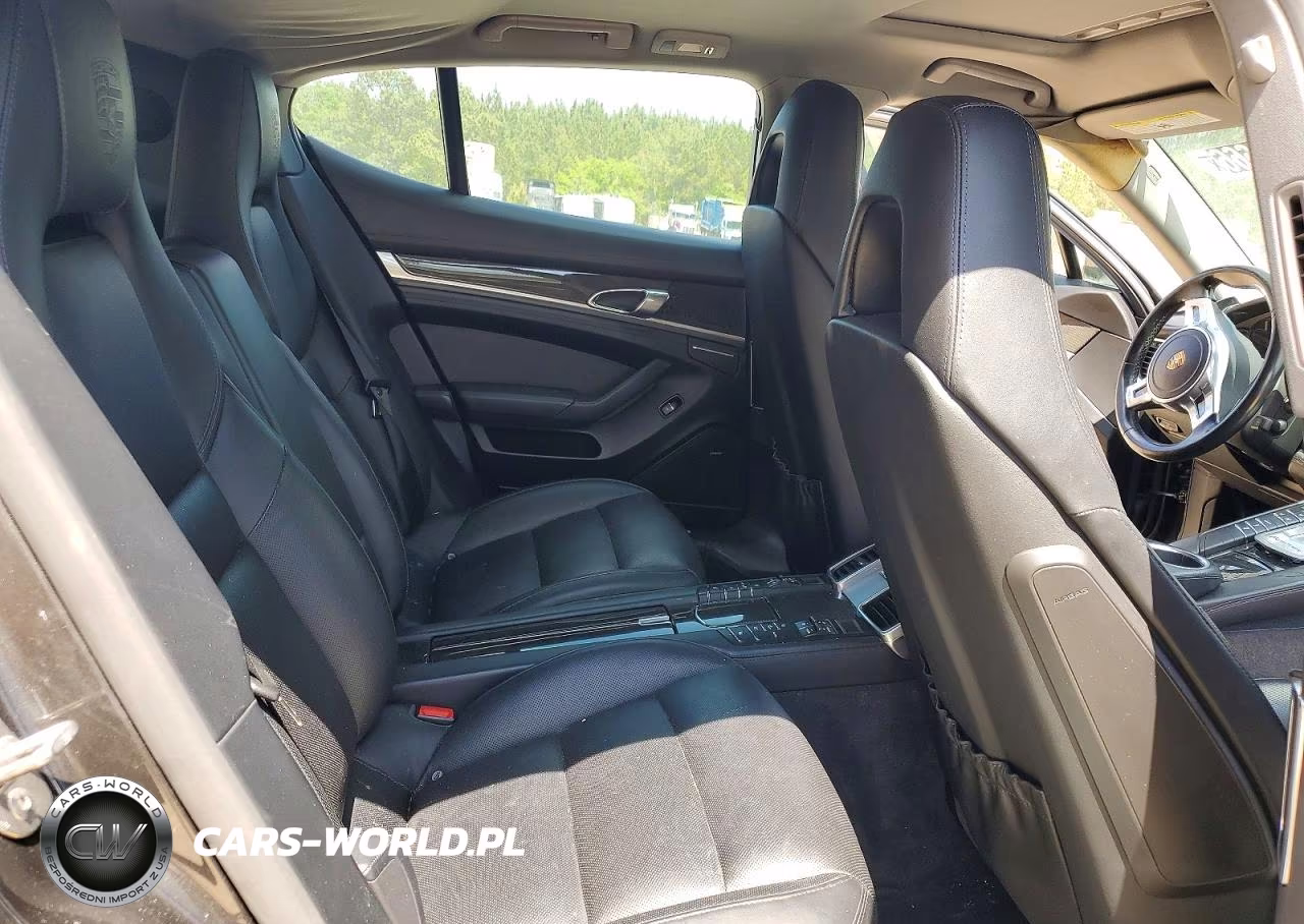 2016 Porsche Panamera 2 VIN:WP0AA2A71GL001109 - 10