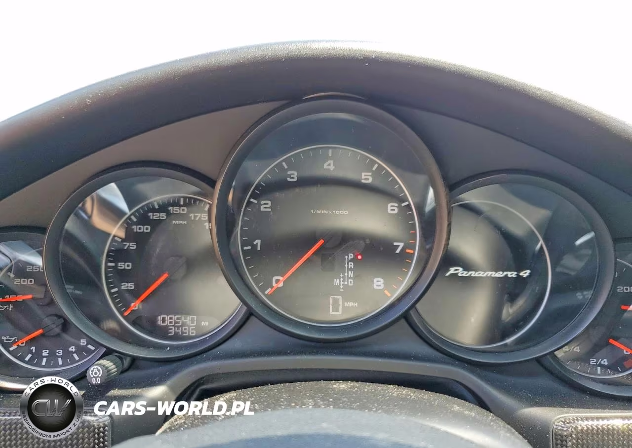 2016 Porsche Panamera 2 VIN:WP0AA2A71GL001109 - 9