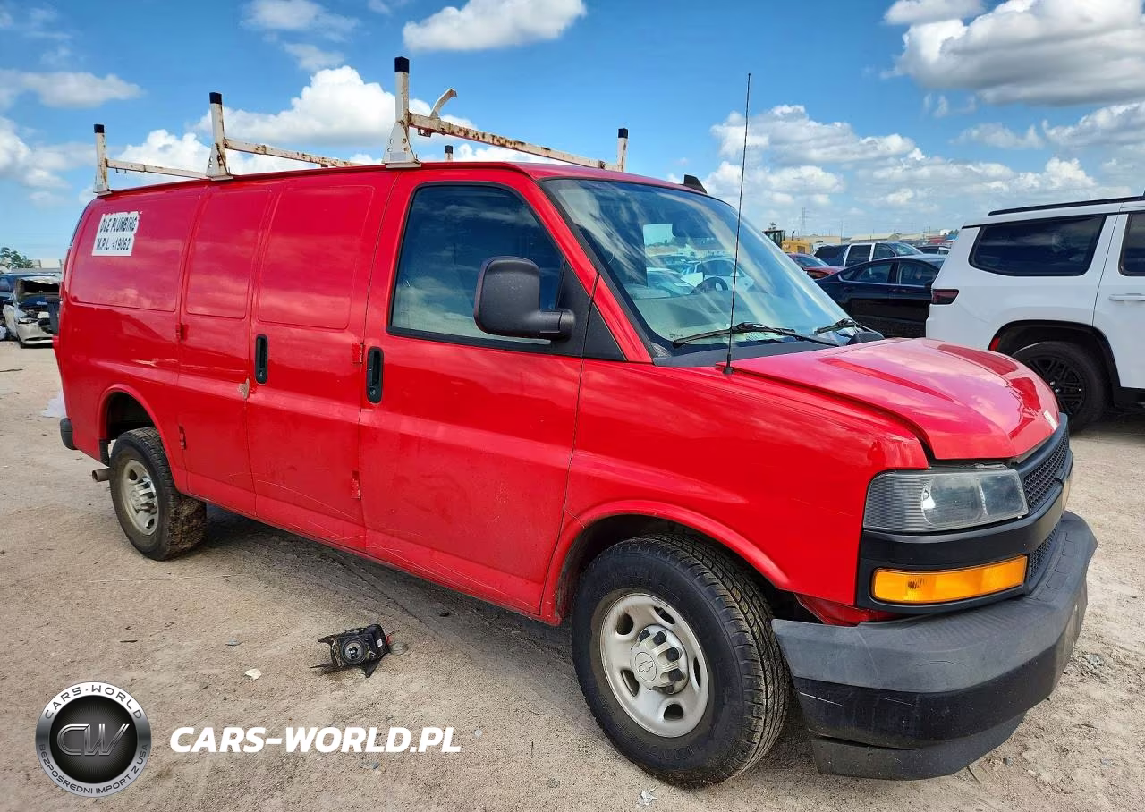 2019 Chevrolet Express G2500 VIN:1GCWGAFP1K1366160 - 4