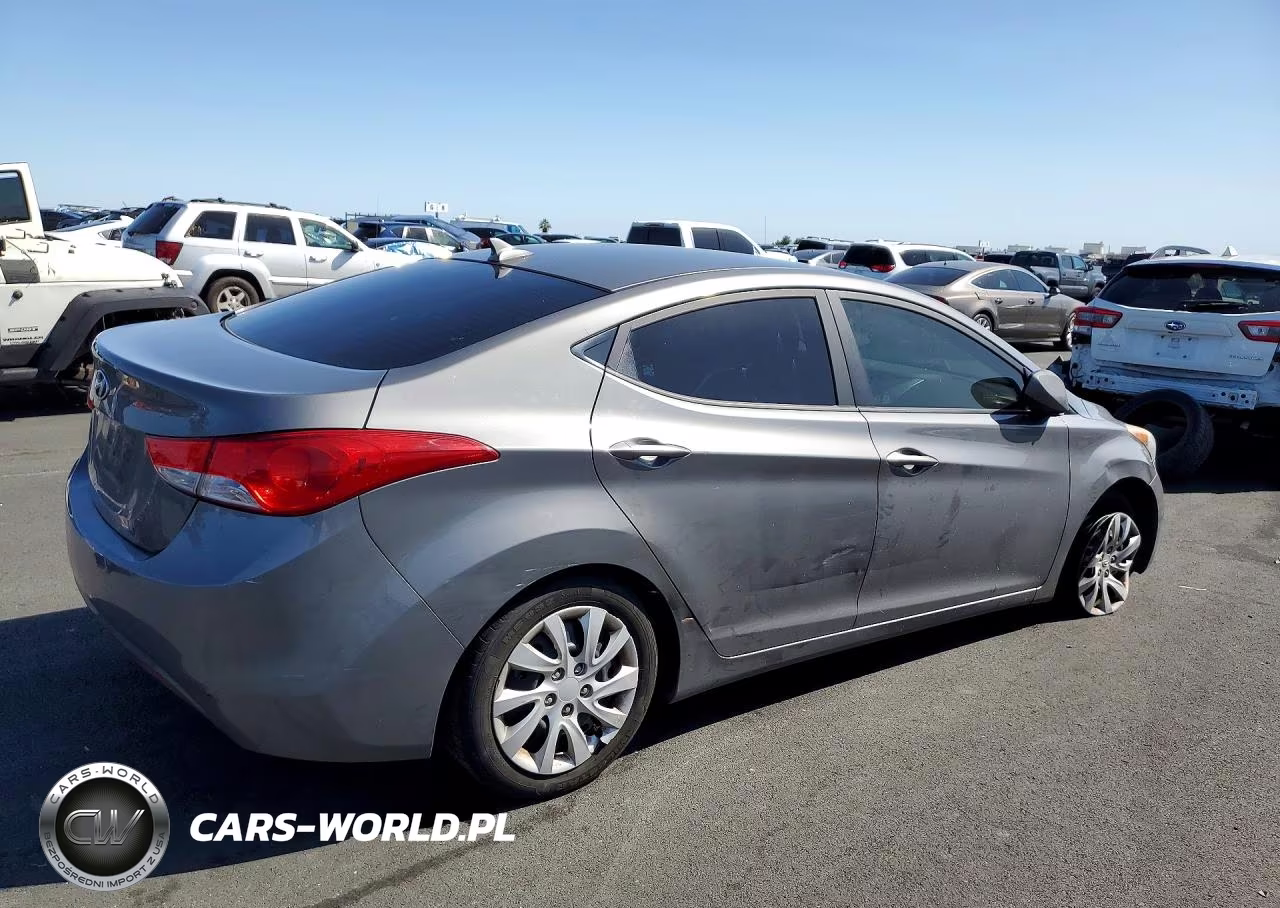 2012 Hyundai Elantra Gls VIN:5NPDH4AE5CH128088 - 3